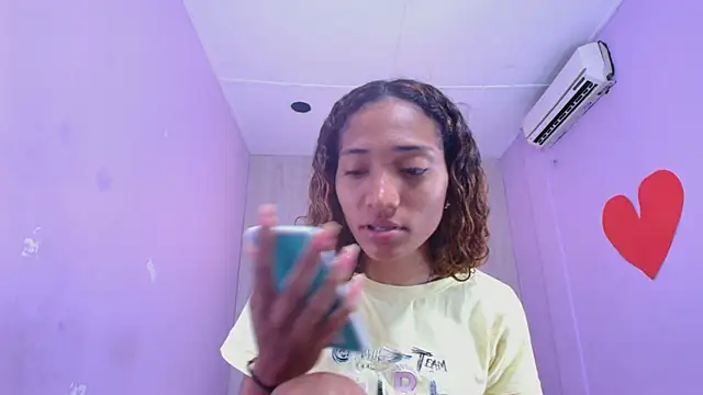 Charlotte Love10 online show from 03-18-25, 11:41