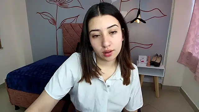 Snapshot of Aly_Cute_ chatting on 01-10-25, 12:04 Aly Cute online show from 01-10-25, 12:04