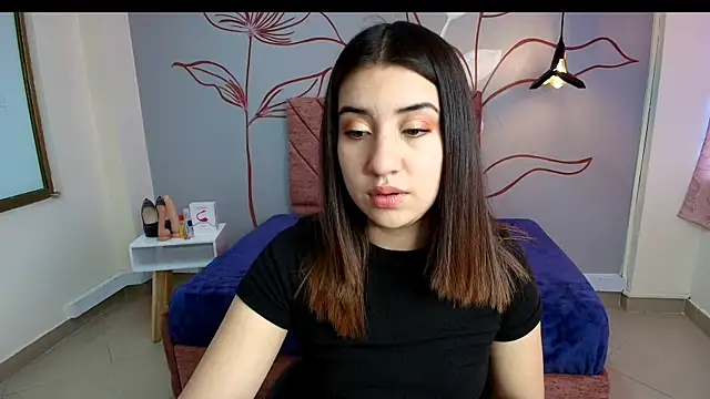 Snapshot of Aly_Cute_ chatting on 01-30-25, 12:06 Aly Cute online show from 01-30-25, 12:06