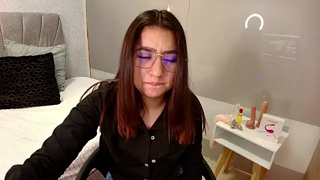 Snapshot of Aly_Cute_ chatting on 02-27-25, 08:42 Aly Cute online show from 02-27-25, 08:42