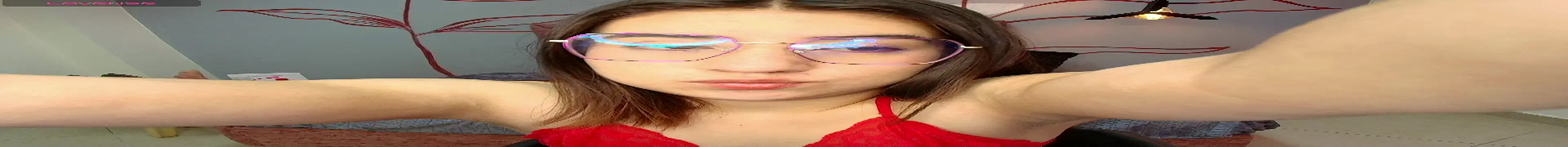 Snapshot of Aly_Cute_ chatting on 03-03-25, 11:44 Aly Cute online show from 03-03-25, 11:44
