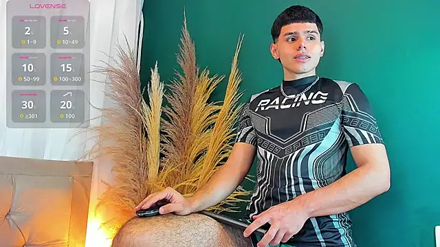 Snapshot of Nathaniel_Park chatting on 09-27-25, 07:41 Nathaniel Park online show from 09-27-25, 07:41