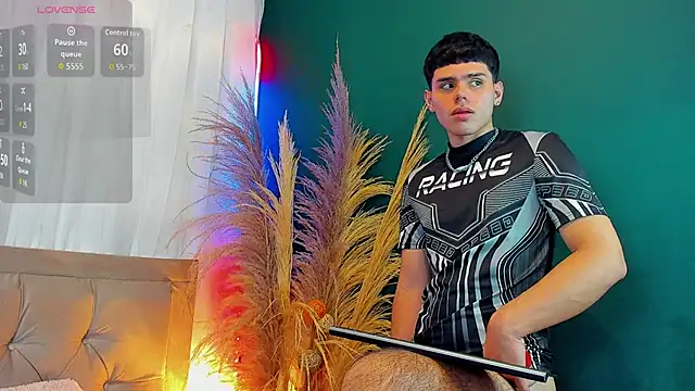 Snapshot of Nathaniel_Park chatting on 10-14-25, 05:08 Nathaniel Park online show from 10-14-25, 05:08