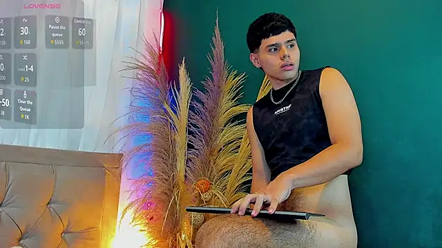 Snapshot of Nathaniel_Park chatting on 10-17-25, 04:15 Nathaniel Park online show from 10-17-25, 04:15