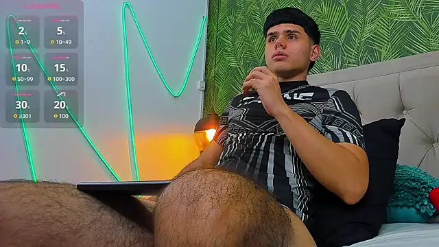 Snapshot of Nathaniel_Park chatting on 12-15-25, 04:28 Nathaniel Park online show from 12-15-25, 04:28