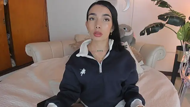 Mollymoon1 online show from 04-01-26, 08:39