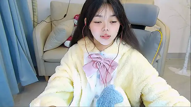 Snapshot of mango-a chatting on 12-22-24, 12:27 mango-a online show from 12-22-24, 12:27