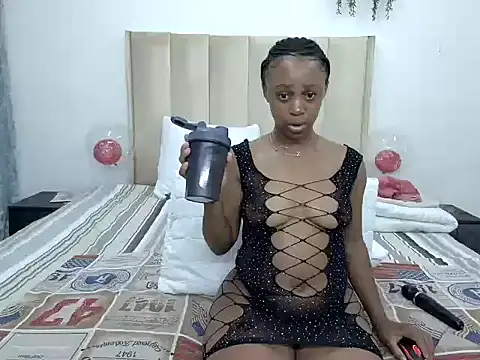 Pearl 00 online show from 02-12-25, 05:05