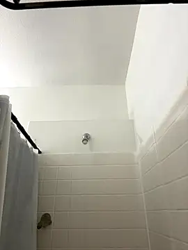 AlyssiaAmoreXO online show from 12-04-25, 02:48