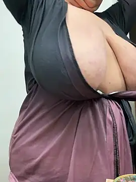 Snapshot of AlyssiaAmoreXO chatting on 03-06-26, 08:05 AlyssiaAmoreXO online show from 03-06-26, 08:05