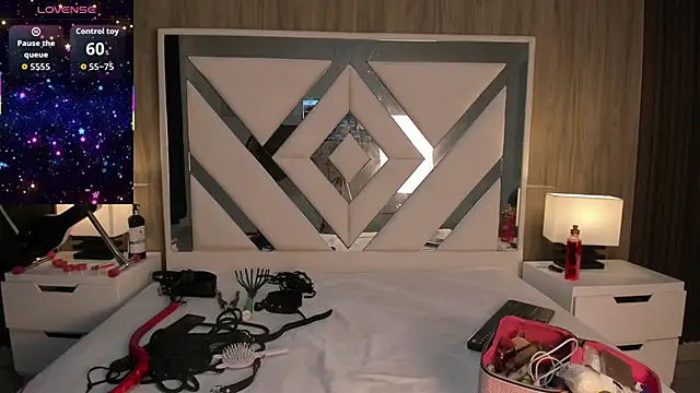 ValentinaThomas online show from 09-12-25, 08:20