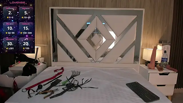 ValentinaThomas online show from 10-23-25, 07:34