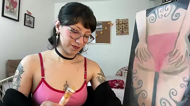 Snapshot of cataline_de_aragaon chatting on 10-09-25, 03:10 cataline de aragaon online show from 10-09-25, 03:10