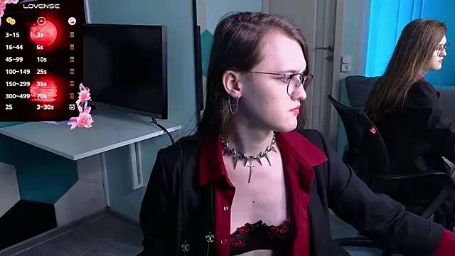 YukoFanee online show from 12-16-25, 08:14