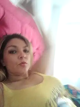 Snapshot of MalorySweet chatting on 01-14-25, 10:44 MalorySweet online show from 01-14-25, 10:44