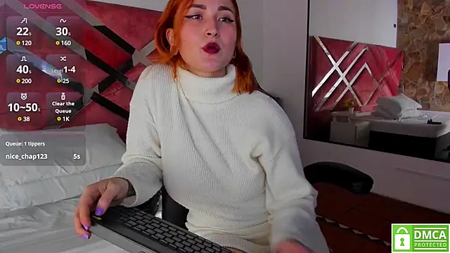 Snapshot of madame_ibby chatting on 02-01-25, 11:06 madame ibby online show from 02-01-25, 11:06