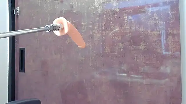 Snapshot of doll_bella_ chatting on 02-15-25, 08:11 doll bella online show from 02-15-25, 08:11