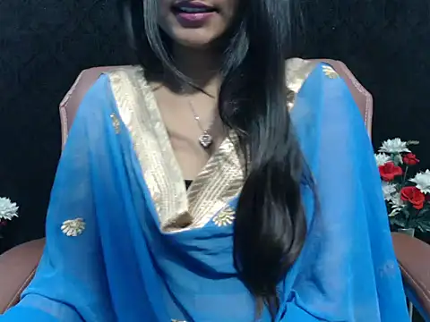 Snapshot of Wish_Queen chatting on 10-28-25, 06:39 Wish Queen online show from 10-28-25, 06:39