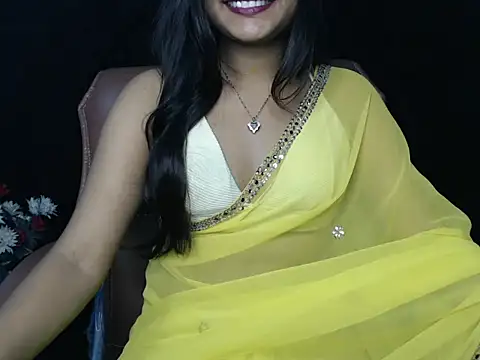 Snapshot of Wish_Queen chatting on 10-29-25, 09:11 Wish Queen online show from 10-29-25, 09:11