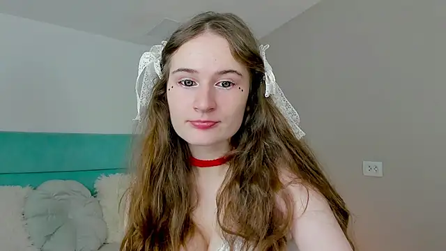 L1ittle kitty  online show from 11-29-25, 06:27