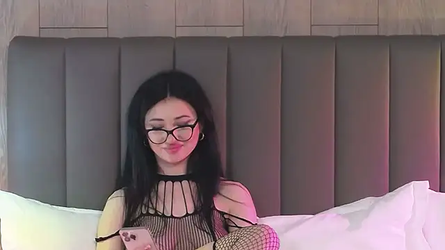 AllisonSky online show from 12-18-24, 03:22