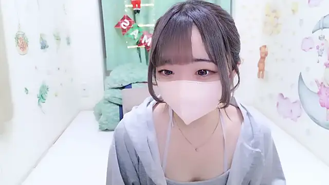 Snapshot of ASUKA_ch chatting on 12-22-25, 12:29 ASUKA ch online show from 12-22-25, 12:29