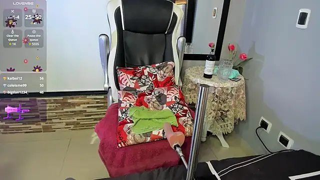 valeria hurtado online show from 01-28-25, 08:25