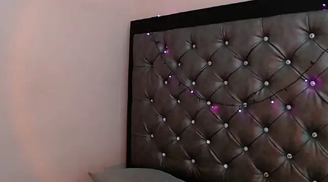 ToshiaKimich online show from 03-14-25, 03:36