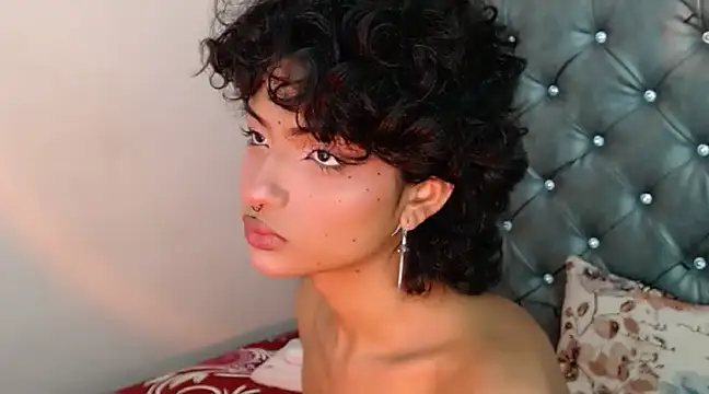 ToshiaKimich online show from 03-20-25, 06:31