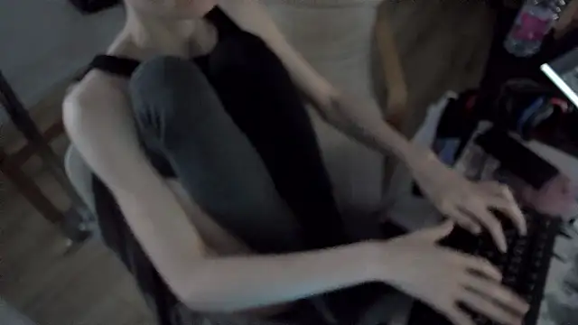 CeriseLapine online show from 01-09-26, 07:48