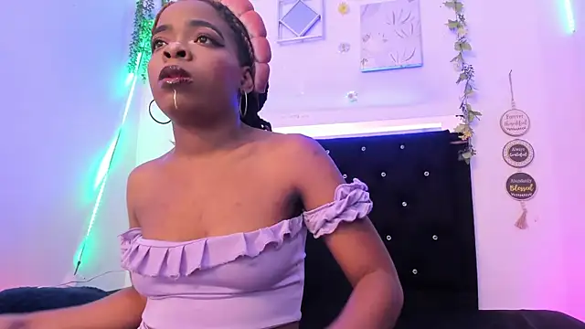 Liilly Taylor1 online show from 10-05-25, 05:44