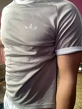 Snapshot of alburt_1996 chatting on 02-08-26, 03:43 alburt 1996 online show from 02-08-26, 03:43