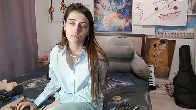 Iren online show from 03-19-25, 10:42