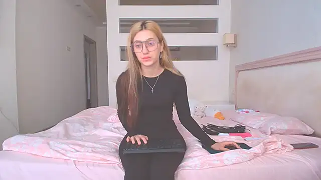 Iren online show from 10-02-25, 10:44