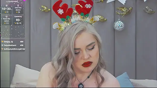 Snapshot of April_Vance chatting on 12-24-24, 09:06 April Vance online show from 12-24-24, 09:06