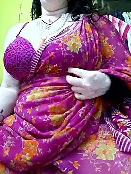 Snapshot of Raja_Ranii chatting on 03-04-26, 05:02 Raja Ranii online show from 03-04-26, 05:02