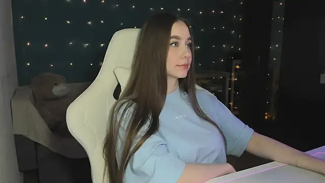 Snapshot of katie_taylorr chatting on 12-03-24, 02:36 katie taylorr online show from 12-03-24, 02:36