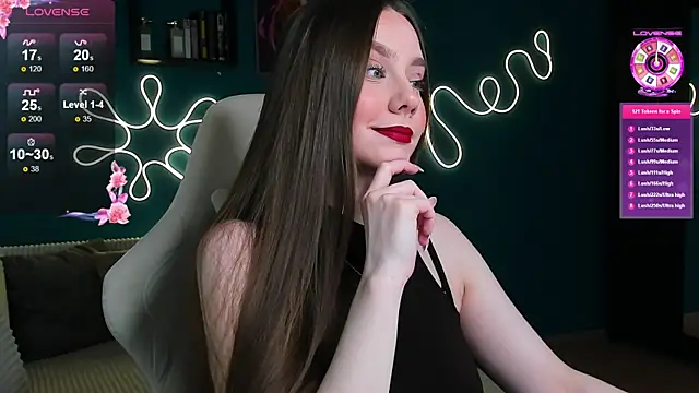 Snapshot of katie_taylorr chatting on 10-20-25, 02:12 katie taylorr online show from 10-20-25, 02:12