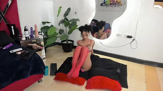 Snapshot of Milanxht chatting on 02-20-25, 01:46 Milanxht online show from 02-20-25, 01:46