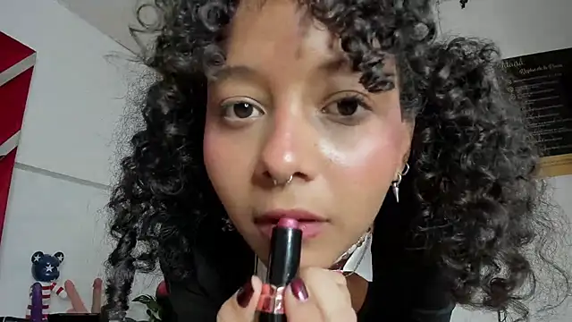 Snapshot of Milanxht chatting on 03-13-25, 11:59 Milanxht online show from 03-13-25, 11:59