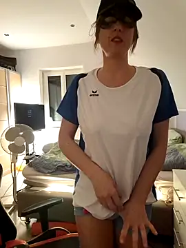 Hexe12346 online show from 11-20-25, 07:24