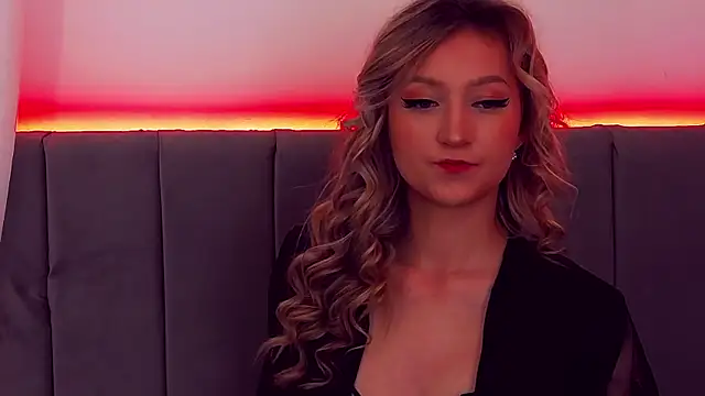 MiaNixan online show from 03-12-25, 12:42