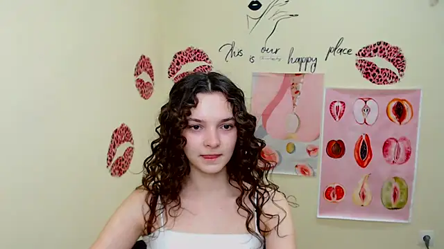  SusieSu  online show from 02-11-25, 01:20