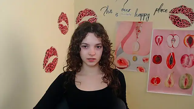  SusieSu  online show from 02-17-25, 01:10