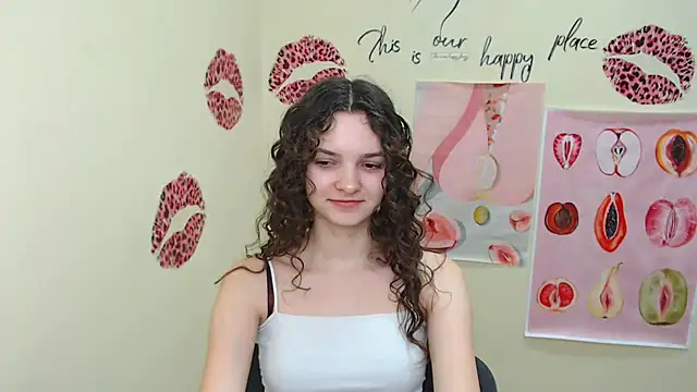  SusieSu  online show from 02-28-25, 07:26