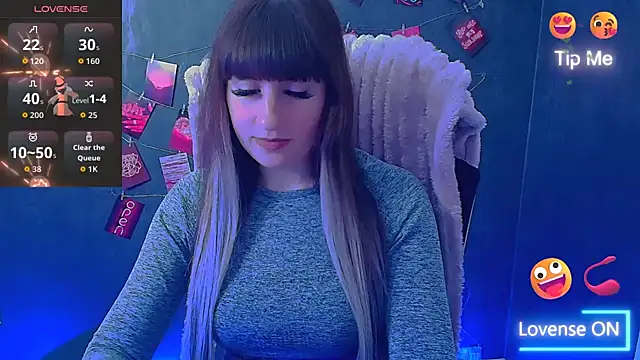 Snapshot of Violla_My chatting on 05-05-26, 05:48 Violla My online show from 05-05-26, 05:48