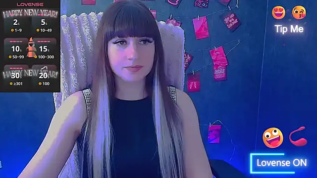 Snapshot of Violla_My chatting on 05-07-26, 05:35 Violla My online show from 05-07-26, 05:35