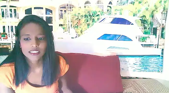 Snapshot of IndianLoveBug chatting on 12-19-24, 04:45 IndianLoveBug online show from 12-19-24, 04:45