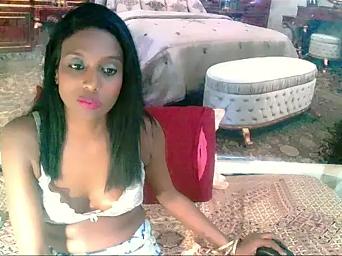 Snapshot of IndianLoveBug chatting on 12-19-24, 08:34 IndianLoveBug online show from 12-19-24, 08:34