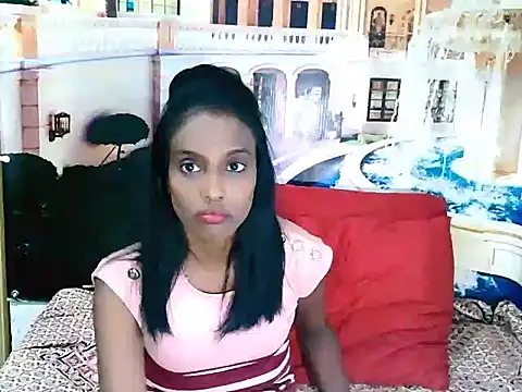 Snapshot of IndianLoveBug chatting on 01-10-25, 06:31 IndianLoveBug online show from 01-10-25, 06:31